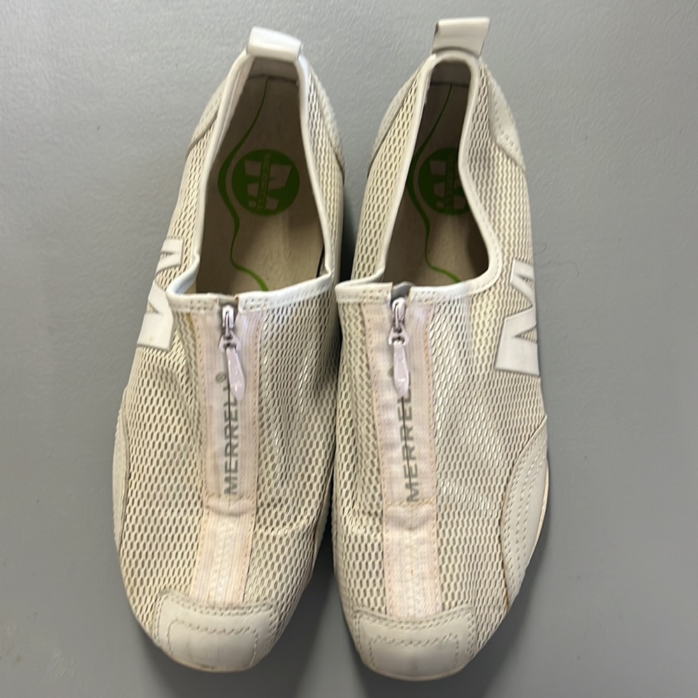 7.5 Merrell slides zipup - Picture 2 of 4